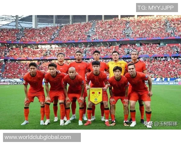 东亚杯国足对阵朝鲜精彩直播全程回顾与赛后分析